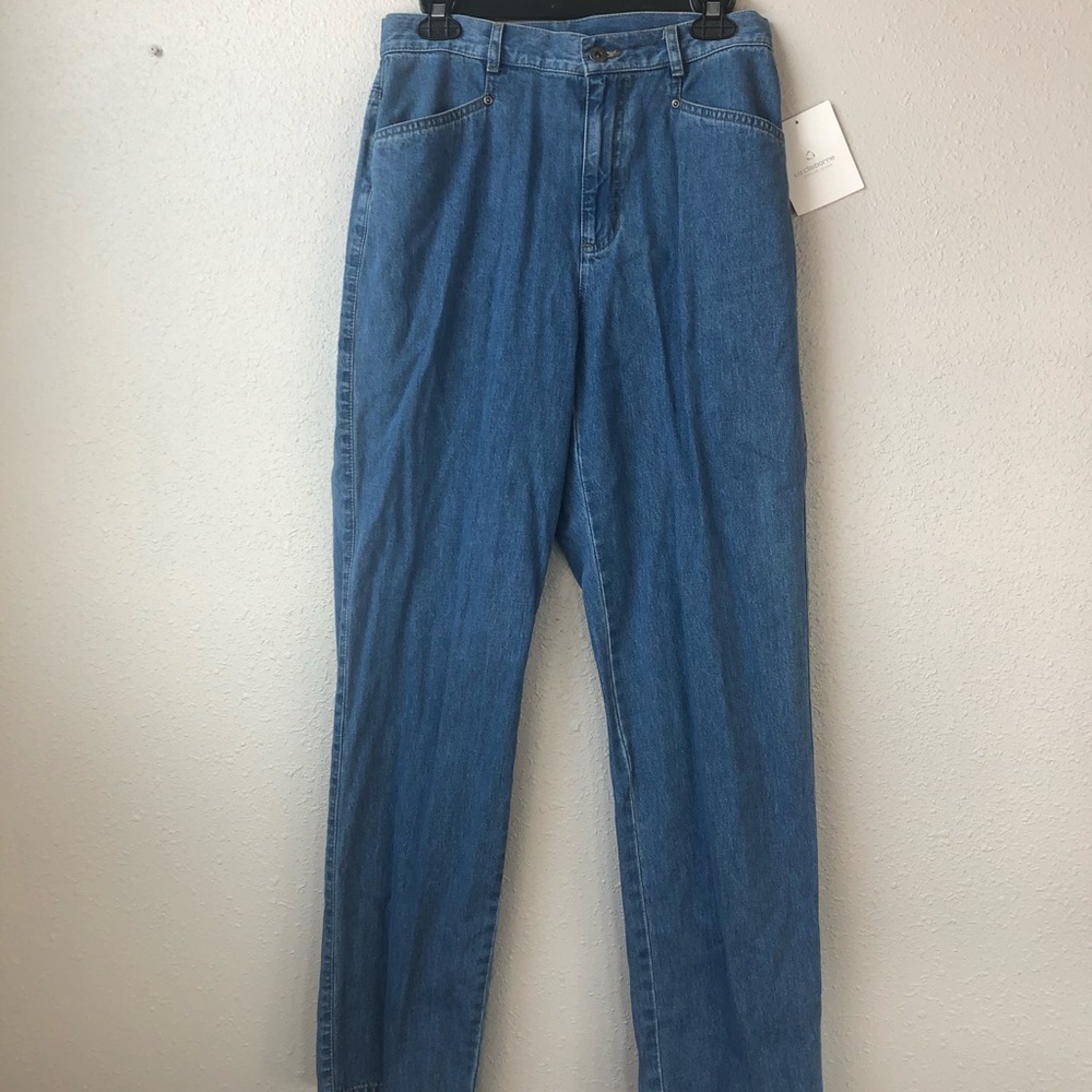NWT Liz Claiborne LizWear Jeans Size 10